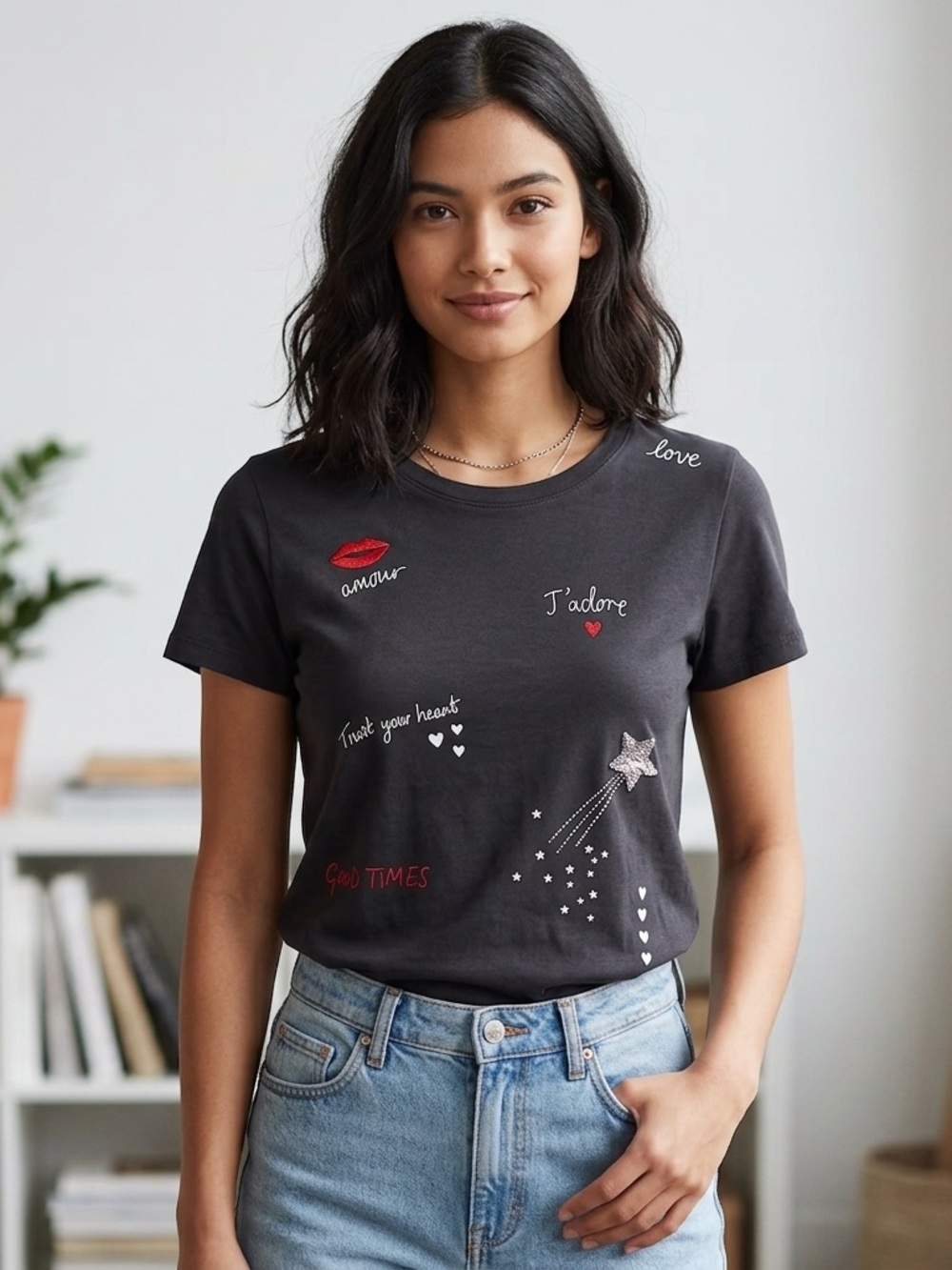 H&M women's charcoal t-shirt embroidered Paris decorations text motifs S